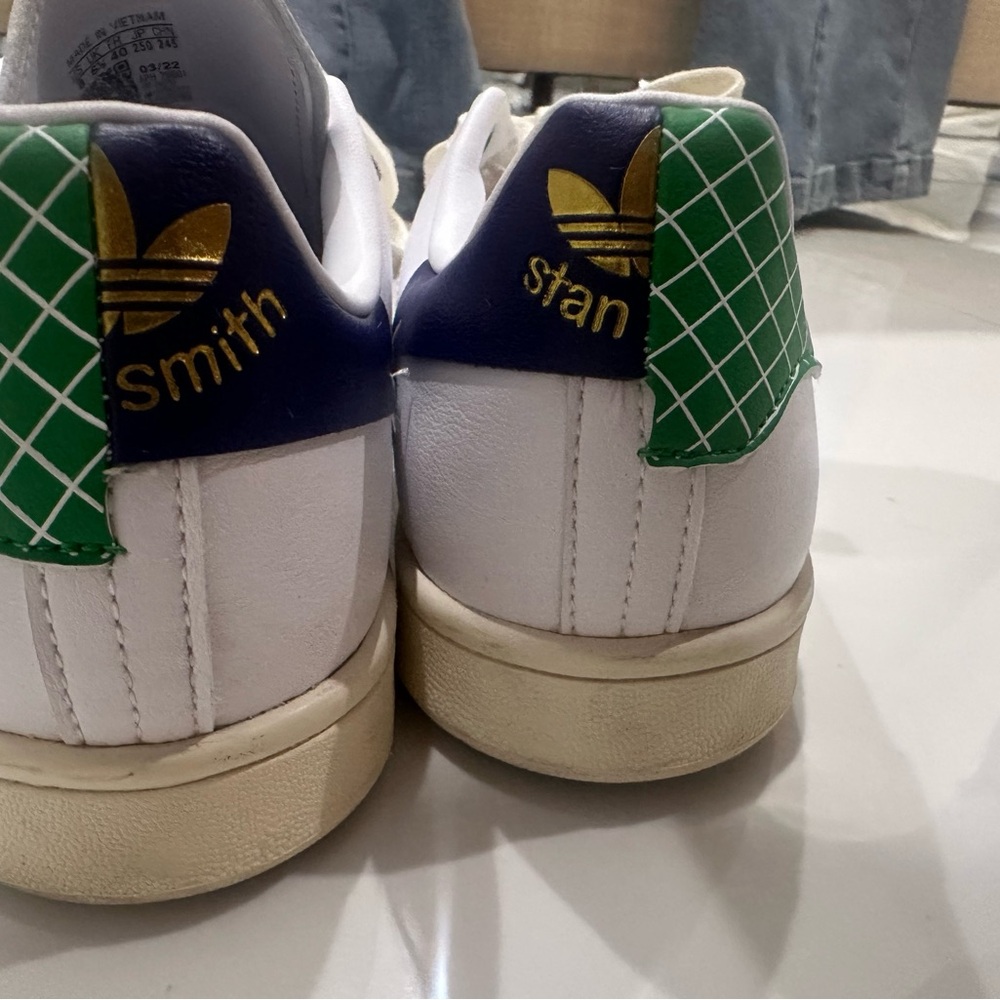 Stan Smith - image 2